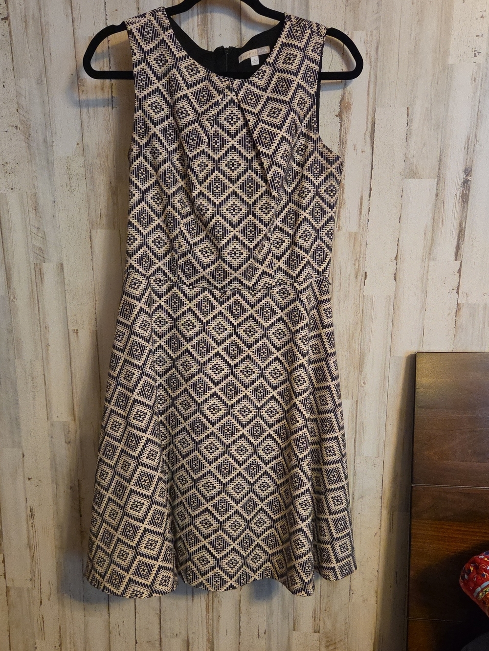 Signature Black and White Geometric Sleeveless Fit & Flare Dress